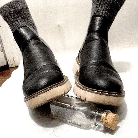 Dolce Vita Black Leather Knit Wool Sock Boots with contrast white lug soles - Picture 5 of 7